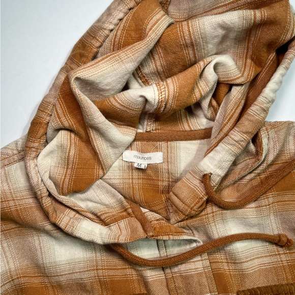 Women's Plaid Utility Jacket in Tan and Cream - Picture 7 of 12